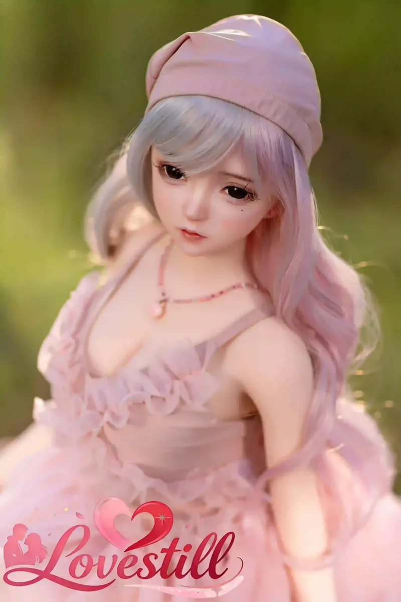 80cm アニメフェイス ミニドール|シルバーピンクロング・2穴・約7kgで持ち運べるコンパクトボディ 一体ずつ仕上げる精巧なメイク・造形