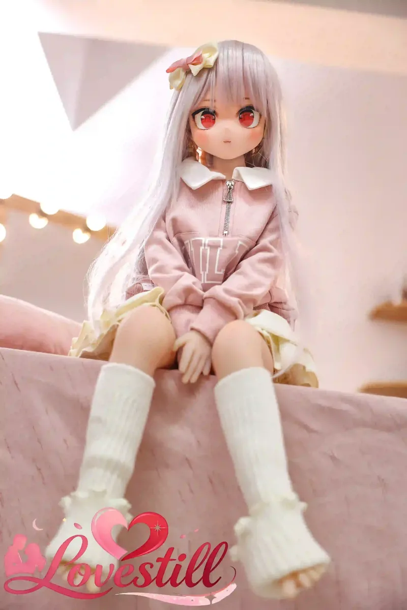 84cm ミニドール シルバーヘア×レッドアイ|1穴・約8kgのコンパクトアニメドール 一体ずつ仕上げる精巧なメイク・造形